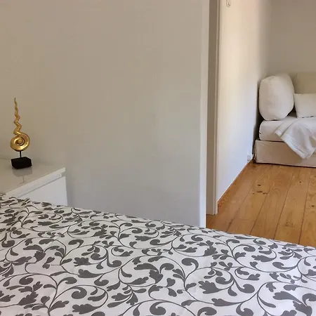 Apartment Boavista Dans La Mouraria Lisbon