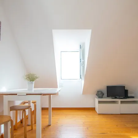 アパート Boavista Apartment, Panoramic Castle, Graca And City Views, Historic Mouraria Lisbon