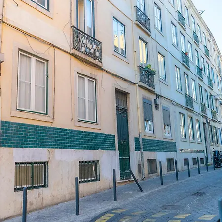 Boavista Apartment, Panoramic Castle, Graca And Views, Historic Mouraria