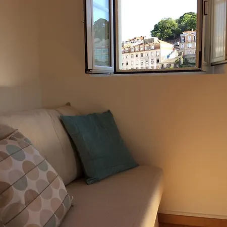 شقة Boavista Apartment, Panoramic Castle, Graca And City Views, Historic Mouraria Lisbon *
